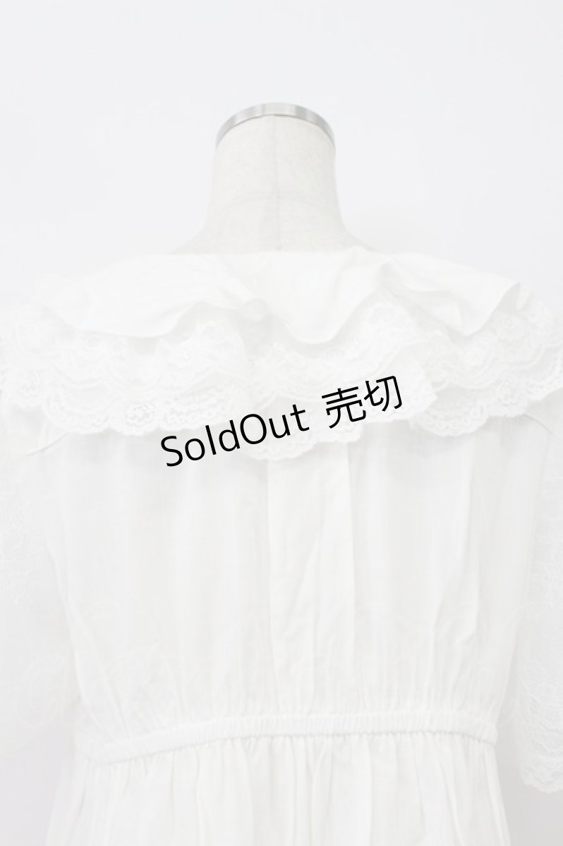 画像3: axes femme / ボリュームフリルチュニック  ホワイト T-26-03-16-040-AX-TO-SA-ZT (3)
