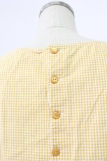 画像3: INGEBORG / ギンガム後ろボタンノースリーブブラウス  イエロー T-26-03-16-011-LO-BL-SA-ZT647 (3)