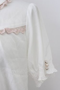 画像3: axes femme POETIQUE / はしごリボン襟半袖ブラウス  アイボリーＸピンク T-26-03-17-003-AX-BL-SA-ZT