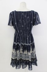 画像2: axes femme / 街柄シルエットメルヘンチュニ  ネイビー T-26-03-17-031-AX-OP-SA-ZT (2)