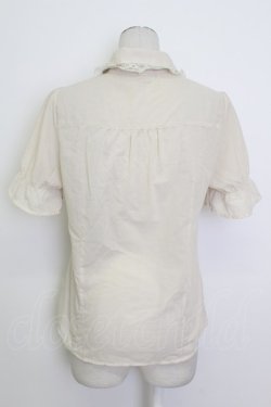 画像2: axes femme POETIQUE / フラワーモチーフ襟半袖ブラウス  アイボリー T-26-03-17-006-AX-BL-SA-ZT