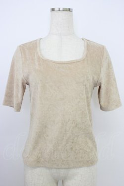 画像1: INGEBORG / パイル地ロゴ刺繍トップス  ベージュ T-26-03-21-003-LO-TO-SA-ZT