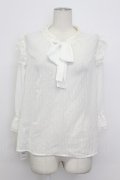 axes femme / 2WAYラメ混ドビー素材ブラウス  白 T-26-03-23-005-AX-BL-SA-ZT