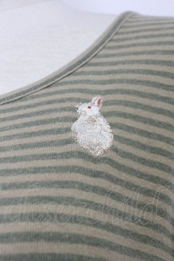 画像4: PINK HOUSE / うさぎ刺繍ボーダーノースリーブワンピース  ベージュ×グリーン T-26-03-23-016-LO-OP-SA-ZT