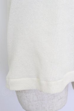 画像4: INGEBORG / リブ刺繍ロゴ半袖トップス  アイボリー T-26-03-24-003-LO-TO-SA-ZT