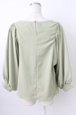 画像2: axes femme / ノーカラートップス  カーキ T-26-03-24-021-AX-TO-SA-ZT653 (2)