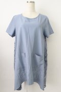 axes femme / 後ろレース切り替え半袖チュニック  ブルー T-26-03-24-022-AX-TO-SA-ZT