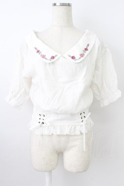 画像1: axes femme POETIQUE / バラ刺繍オフショルブラウス M ホワイト T-26-03-25-001-AX-BL-SA-ZT