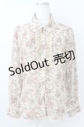 axes femme / 花Ｘオーナメント柄ブラウス  ベージュ T-26-03-25-017-AX-BL-SA-ZT