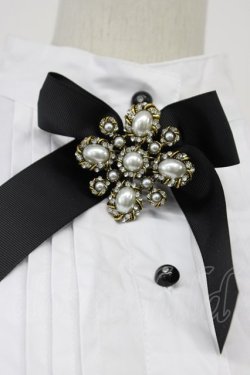 画像5: AND ROMEO / パールブローチリボンブラウス  白Ｘ黒 T-26-03-30-022-LO-BL-SA-ZT