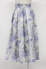 画像2: an another angelus / ダブル釦水彩フラワー柄タックスカート  light blue T-26-03-30-005-CA-SK-SA-ZT659 (2)