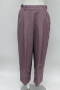 axes femme / サイドフラワー刺繍パンツ  ラベンダー T-26-03-31-039-AX-PA-SA-ZT