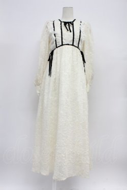 画像1: Me roir / レースリボンロングワンピース  白Ｘ黒 T-26-03-31-011-GO-OP-SA-ZT