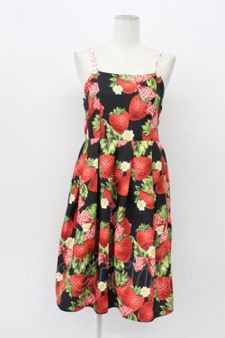画像1: Emily Temple cute / Contrast ストロベリーノースリーブワンピース  黒Ｘ赤 T-26-04-03-024-ET-OP-SA-ZT