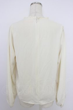 画像2: Fi.n.t / スクエアレースハイネックブラウス  生成り T-26-04-04-001-CA-BL-SA-ZT