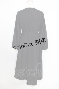 画像2: axes femme / 襟デザイン連釦バイカラーワンピース  黒Ｘ白 T-26-04-04-013-AX-OP-SA-ZT