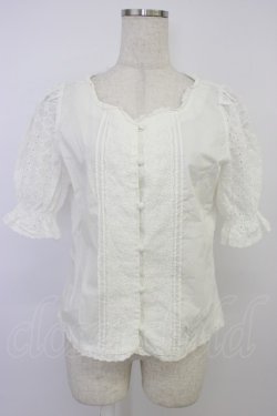 画像1: F i.n.t / コットンレース使いノーカラーブラウス  白 T-26-04-04-002-0-BL-SA-ZT