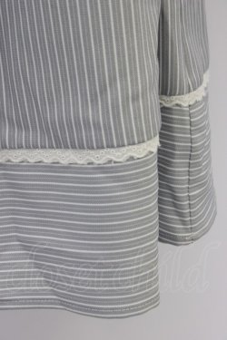 画像4: Fi.n.t / コットンレース使いストライプスカート  グレーＸ白 T-26-04-04-015-CA-SK-SA-ZT
