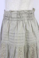 画像4: Jane Marple / レースピンタックスカート  カーキ T-26-04-10-031-JM-SK-SA-ZT665 (4)
