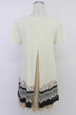 画像2: axes femme / アリスモチーフTシャツチュニック  アイボリーＸ黒 T-26-04-10-004-AX-OP-SA-ZT