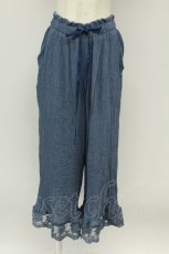 画像1: axes femme / 裾レース楊柳ワイドパンツ  ブルー T-26-05-05-030-AX-PA-IG-ZT (1)