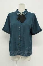 画像1: axes femme / メタル×タイ付き連釦ブラウス L グリーン T-26-05-05-010-AX-BL-IG-ZT (1)