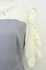 画像3: axes femme / ローズ刺繍ドッキングワンピース F グレー T-26-05-09-032-AX-OP-IG-ZT (3)