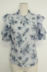 画像1: axes femme / フラワープリント肩あきブラウス  ブルー系 T-26-05-09-016-AX-BL-IG-ZT (1)