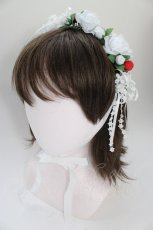画像1: LOLITAその他(お買取対象外) / フラワーいちごヘッドドレス  白Ｘ赤 T-26-06-14-043-LO-AC-SA-ZT (1)