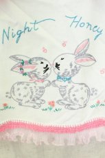画像4: Nile Perch / うさぎさん刺繍ベスト  白Ｘピンク T-26-07-08-008-LO-TO-SA-ZT (4)