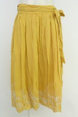 画像3: axes femme / スカラップ刺繍タンク&スカートセットアップ  イエローＸ白 T-26-07-11-006-AX-TO-SA-ZT (3)