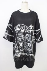 画像1: ACDC RAG / SUNCITYDOLLコラボ　Sweet MY PAIN ヒュージTシャツ  黒 T-26-07-31-010-PU-TS-TE-ZT (1)