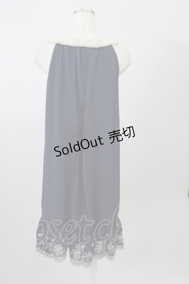 画像2: axes femme / フロントティアードプリーツノースリーブワンピース  ネイビーＸ白 T-26-08-04-030-AX-OP-SA-ZT (2)