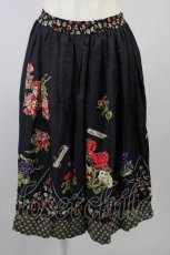 画像1: Jane Marple Dans Le Salon / ローズブーケプリントスカート  黒 T-26-08-06-009-JM-SK-SA-ZT (1)