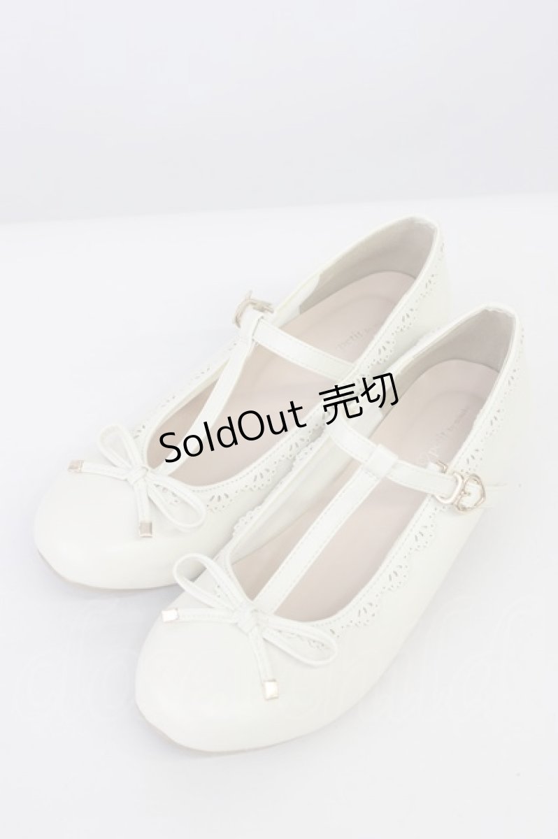 画像1: m petit by misako / AMTストラップレインパンプス L アイボリー T-26-08-10-011-LO-SH-SA-ZT690 (1)