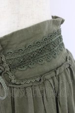 画像3: axes femme / 裾刺繍ティアードスカート  カーキ T-26-08-12-030-AX-SK-SA-ZT (3)