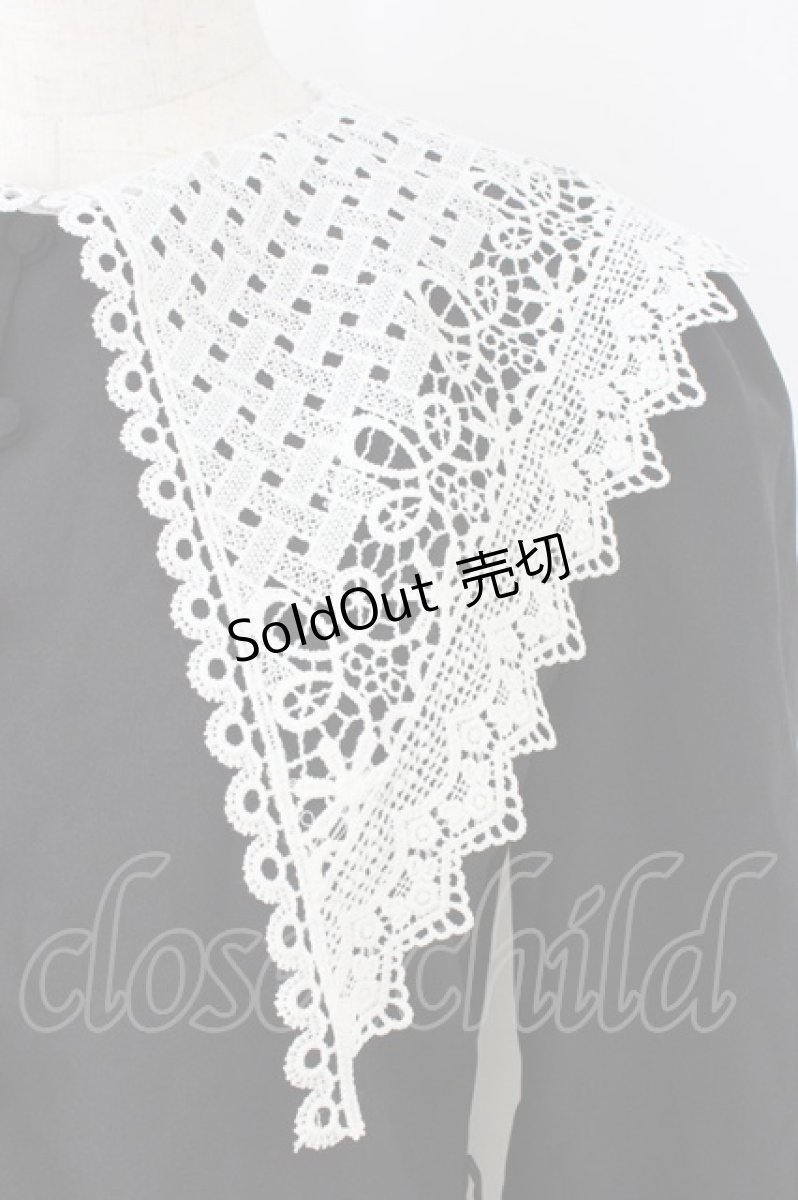 画像4: Sheglit / "Sophia"レースブラウス  黒Ｘ白 T-26-08-12-011-EL-BL-SA-ZT729 (4)