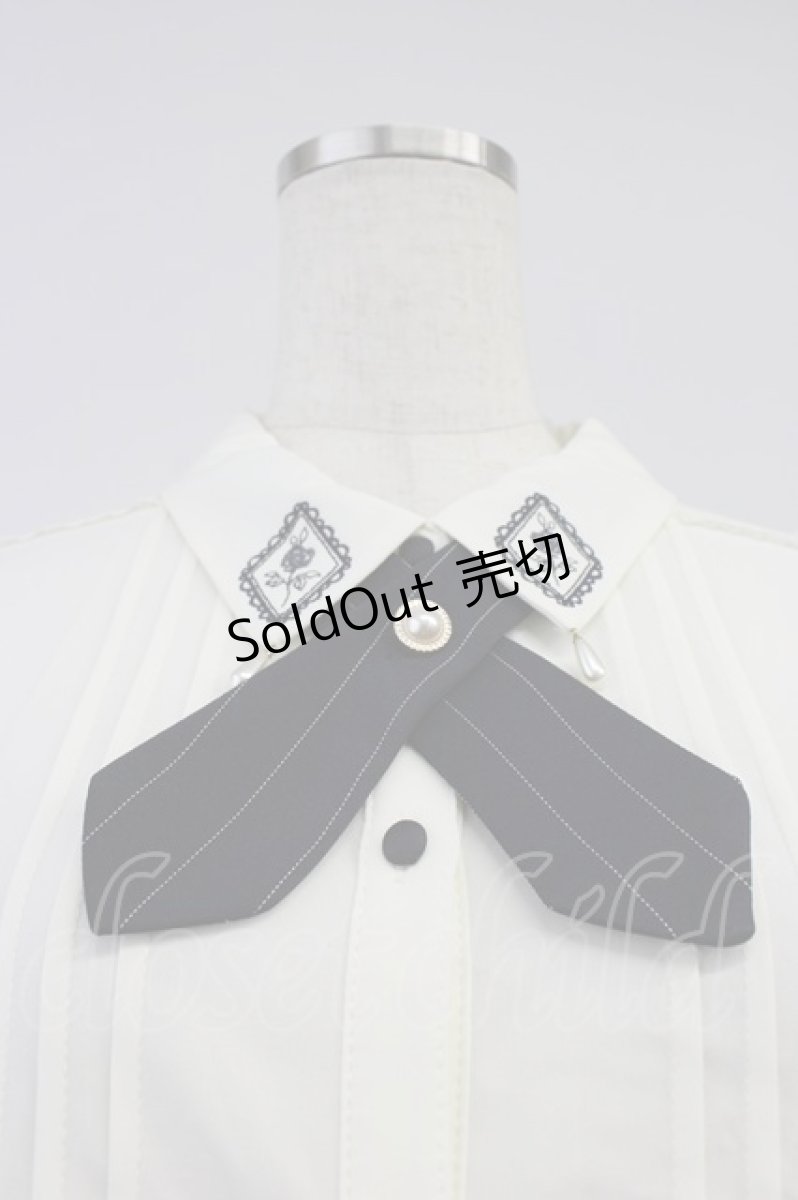 画像4: axes femme / タイ付きフレームローズ刺繍ブラウス F 生成り T-26-08-14-031-AX-BL-TE-ZT570 (4)