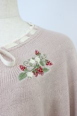 画像5: axes femme POETIQUE / ストロベリー刺繍ニットケープ M ピンク T-26-08-16-018-AX-TO-SA-ZT (5)