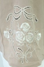 画像4: axes femme POETIQUE / サイド刺繍ショートパンツ  ブラウンＸ白 T-26-08-19-045-AX-PA-SA-ZT (4)