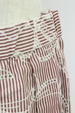 画像3: PINK HOUSE / ストライプアイレットリボン刺繍ワイドパンツ 3(サイズ9号) 赤Ｘ白 T-26-08-23-040-LO-PA-SA-ZT (3)