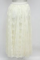 画像2: axes femme / ローズレーススカート  アイボリー T-26-08-31-001-AX-SK-SA-ZT (2)