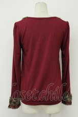 画像2: axes femme / ファー襟ぐりはしごリボンカットソー  ボルドーＸブラウン T-26-08-31-025-AX-TO-SA-ZT (2)