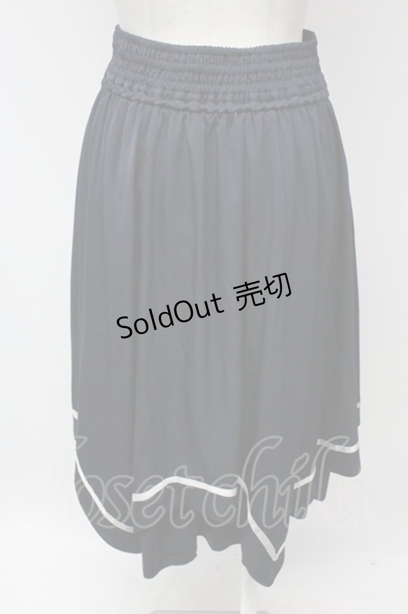 画像2: axes femme / ブーケ刺繍イレヘムスカート F ネイビー T-26-09-08-020-AX-SK-TE-ZT812 (2)