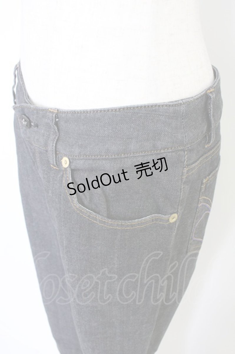 画像3: INGEBORG / 後ろポケット刺繍デニムパンツ  黒デニム T-26-09-13-026-LO-PA-SA-ZT (3)