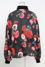 画像2: CIVARIZE / Roseプリントドロップショルダーブルゾン 44 ブラックｘレッド T-26-09-13-005-PU-JA-YM-ZT (2)