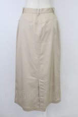 画像2: INGEBORG / ロゴ刺繍ポケットロングスカート  ベージュ T-26-09-20-018-LO-SK-SA-ZT (2)