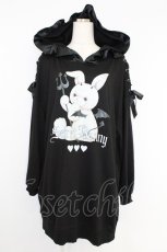 画像1: Secret Honey / デビルバニー肩レースアップパーカー 0 黒 T-26-10-04-012-CA-OP-TE-ZT (1)