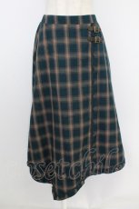 画像1: axes femme / サイド2連ベルトチェックスカート  グリーンＸベージュチェック T-26-10-11-031-AX-SK-SA-ZT (1)