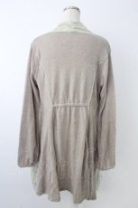 画像2: axes femme / レース切り替えトッパーカーデ  アイボリーＸグレー T-26-10-23-009-AX-TO-SA-ZT (2)